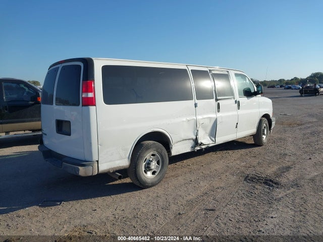Chevrolet Express 3500 Lt 2017 1GAZGPFG0H1280422 Image 4