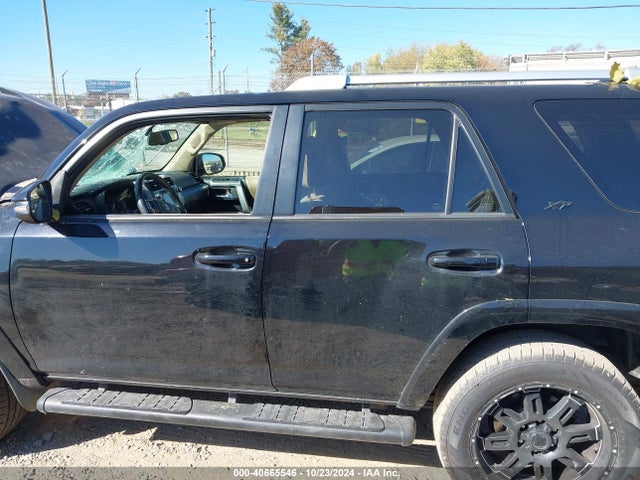Toyota 4runner Sr5 Premium 2018 JTEBU5JR8J5485852 Image 14