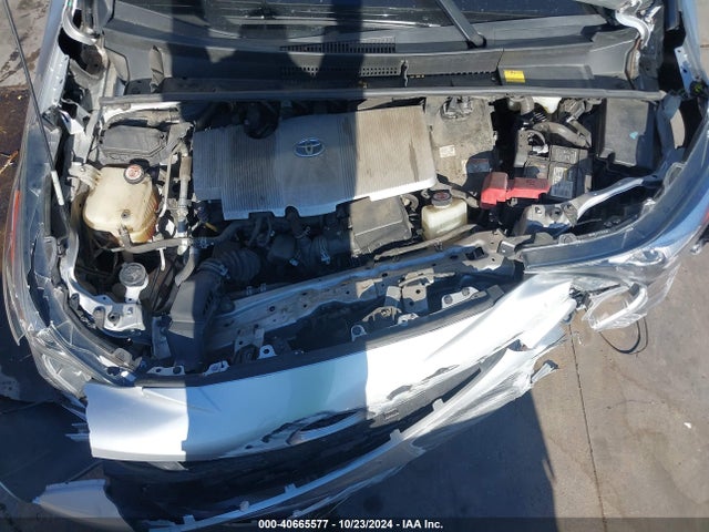 JTDKARFU4H3045666 Toyota Prius