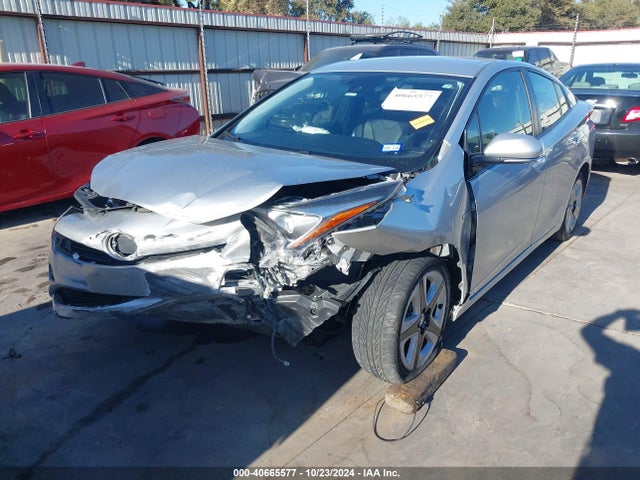 JTDKARFU4H3045666 Toyota Prius