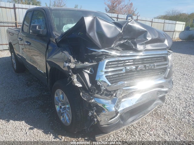 1C6SRFBT7LN214023 RAM 1500 Big Horn  4x4 6'4 Box