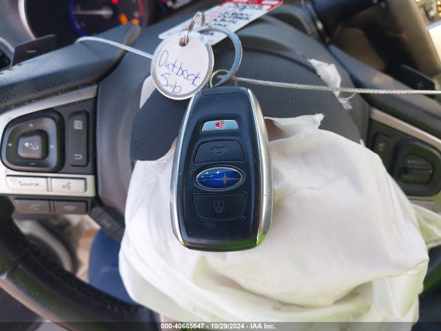 Subaru Outback 2.5i Limited 2017 4S4BSANCXH3232400 Image 11