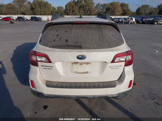 Subaru Outback 2.5i Limited 2017 4S4BSANCXH3232400 Image 17