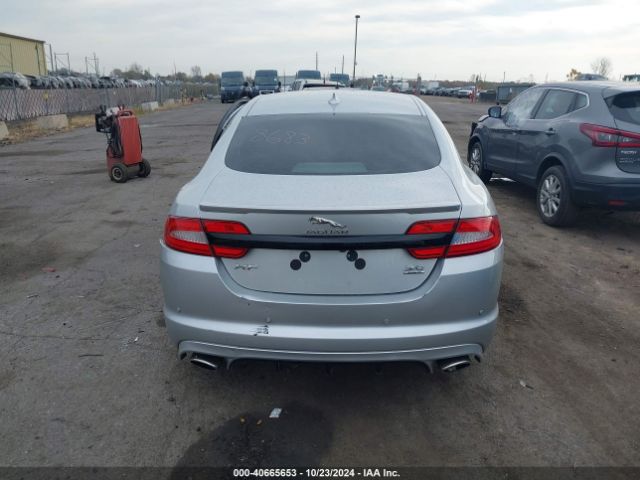 SAJWJ0FF5F8U88683 Jaguar Xf 3.0 Portfolio/3.0 Sport