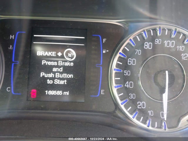 Chrysler 200 Limited 2015 1C3CCCAB7FN600424 Image 7