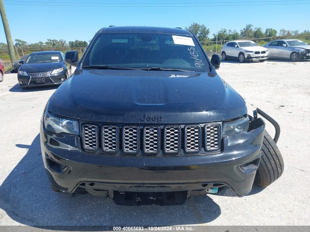 1C4RJFAG9MC690435 Jeep Grand Cherokee Laredo X 4x4