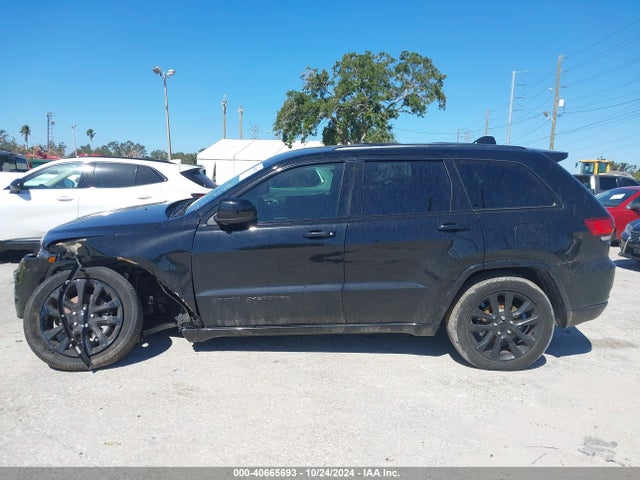 1C4RJFAG9MC690435 Jeep Grand Cherokee Laredo X 4x4