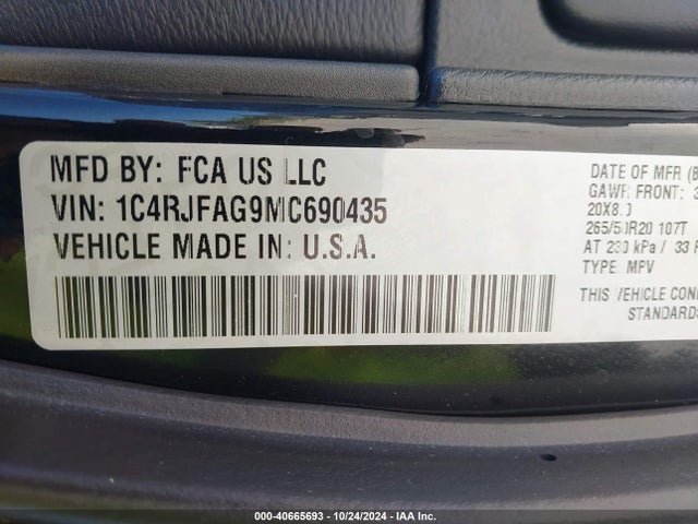 1C4RJFAG9MC690435 Jeep Grand Cherokee Laredo X 4x4