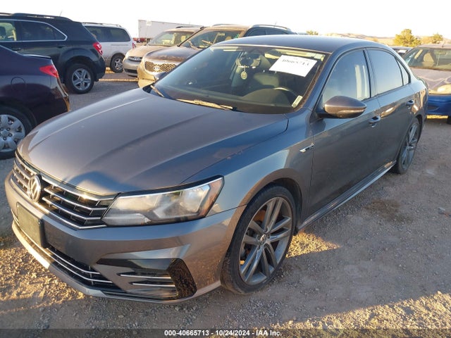 1VWAA7A36JC052555 Volkswagen Passat 2.0t R-line/2.0t S