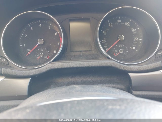 1VWAA7A36JC052555 Volkswagen Passat 2.0t R-line/2.0t S