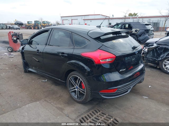 1FADP3L92JL229956 Ford Focus