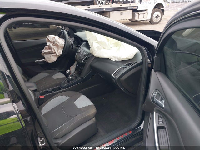 1FADP3L92JL229956 Ford Focus
