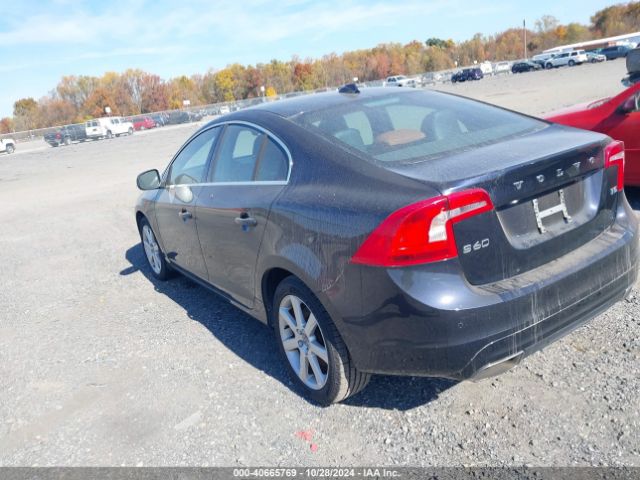 YV1612TK0G2400391 Volvo S60 T5 Premier