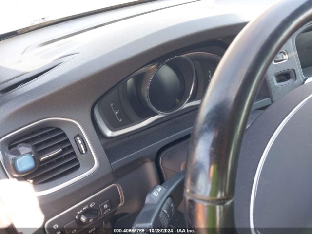 YV1612TK0G2400391 Volvo S60 T5 Premier