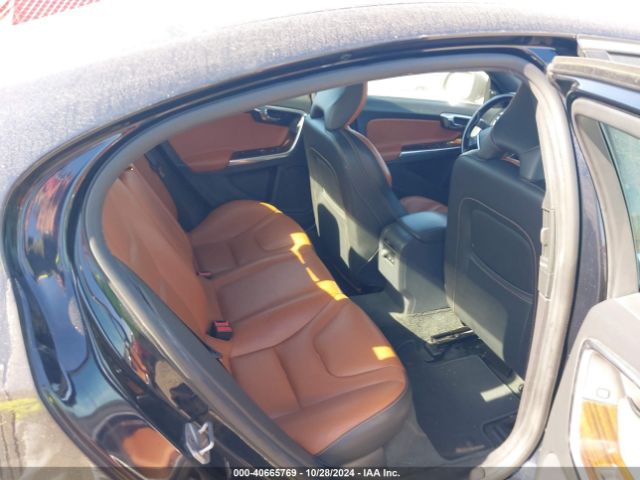 YV1612TK0G2400391 Volvo S60 T5 Premier