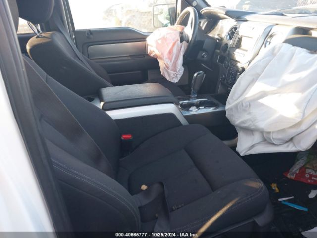 1FTFW1EF8EKG43302 Ford F-150 Fx4