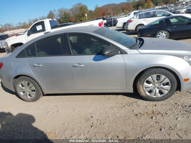 1G1PA5SH3F7150530 Chevrolet Cruze Ls Auto