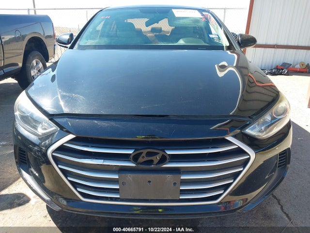 Hyundai ELANTRA SE 2018 5NPD74LF8JH350467 Image 12