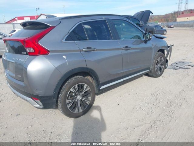 2018 MITSUBISHI ECLIPSE CROSS JA4AT5AA7JZ042186 Photo 3