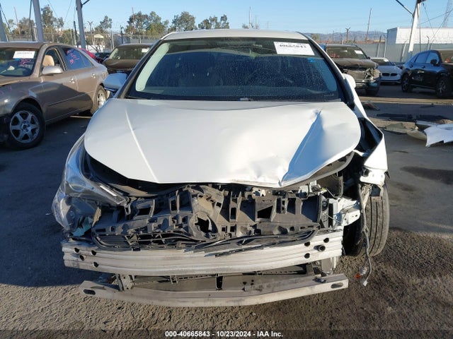 Toyota Prius Two 2016 JTDKBRFU6G3021056 Image 13