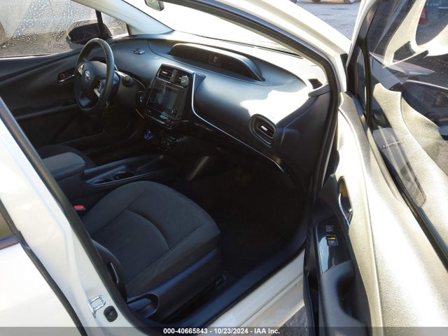 Toyota Prius Two 2016 JTDKBRFU6G3021056 Image 5