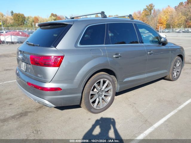 WA1VAAF77HD038076 Audi Q7 3.0t Premium