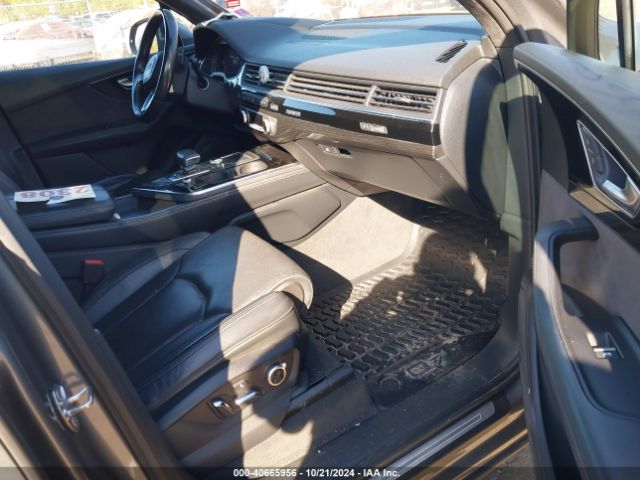 WA1VAAF77HD038076 Audi Q7 3.0t Premium