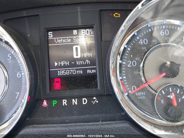 2C4RC1GG4GR208213 Chrysler Town & Country Limited Platinum