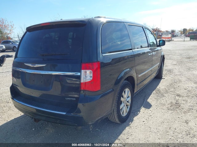 2C4RC1GG4GR208213 Chrysler Town & Country Limited Platinum