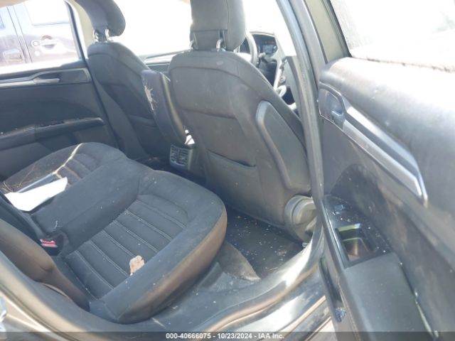 1FA6P0H7XE5403796 Ford FUSION SE