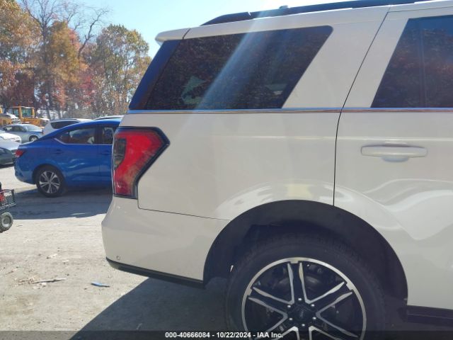 1FMJU2AT8MEA30428 Ford Expedition Limited
