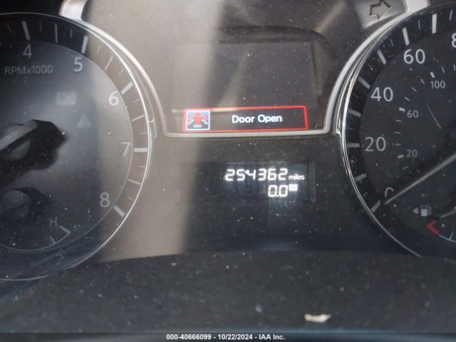 5N1AR2MN8EC621595 Nissan Pathfinder Sl
