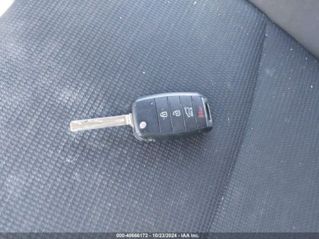 5XYKTDA64FG569477 KIA SORENTO LX