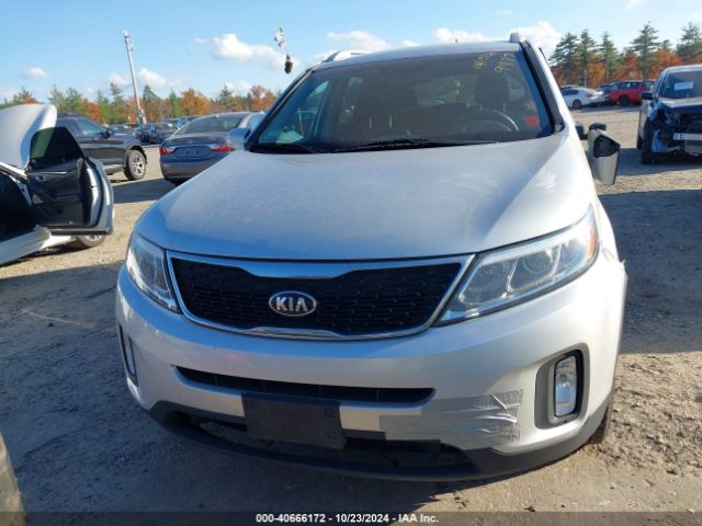 5XYKTDA64FG569477 KIA SORENTO LX