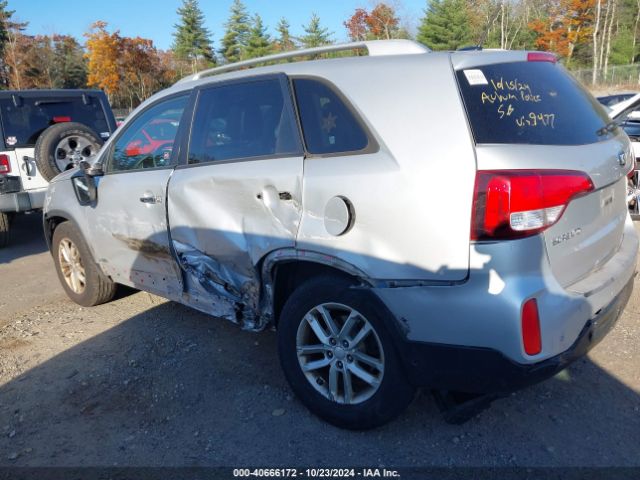 5XYKTDA64FG569477 KIA SORENTO LX