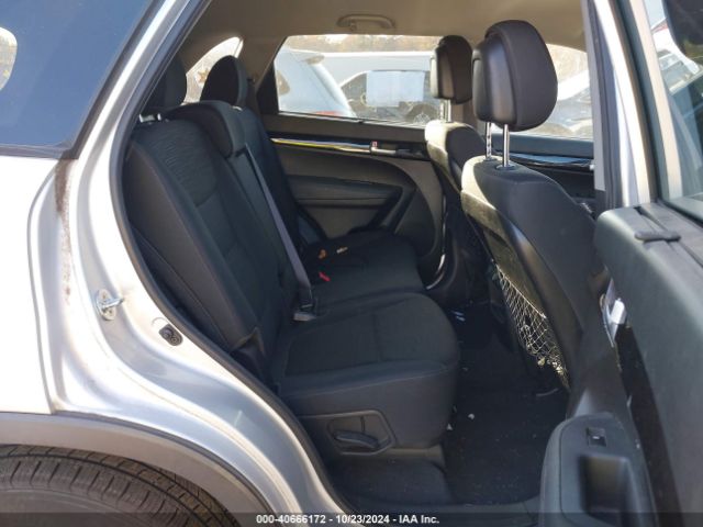 5XYKTDA64FG569477 KIA SORENTO LX