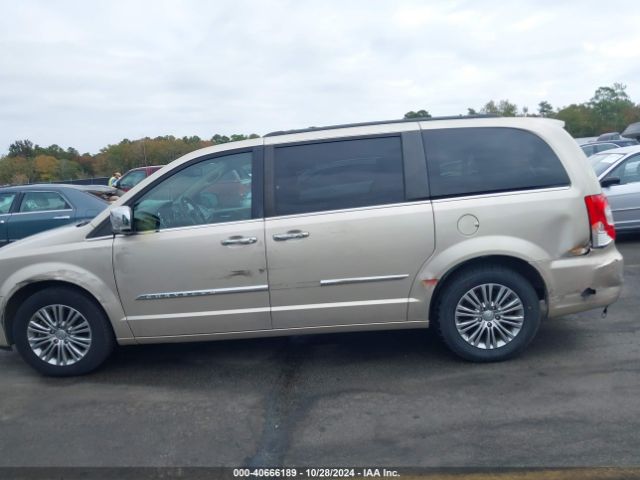 2C4RC1CG5ER374646 Chrysler Town & Country Touring-l