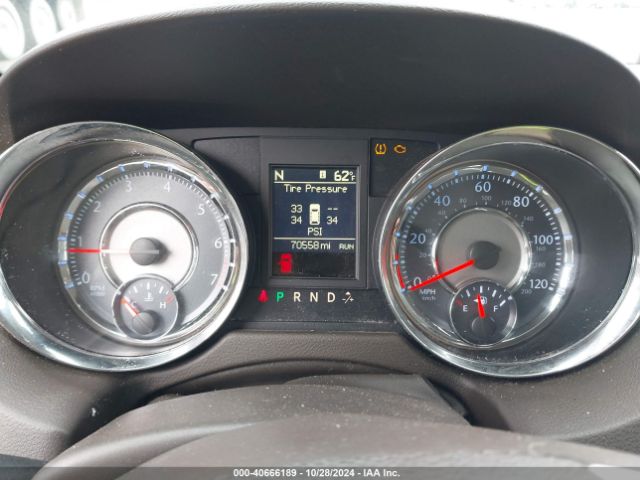 2C4RC1CG5ER374646 Chrysler Town & Country Touring-l
