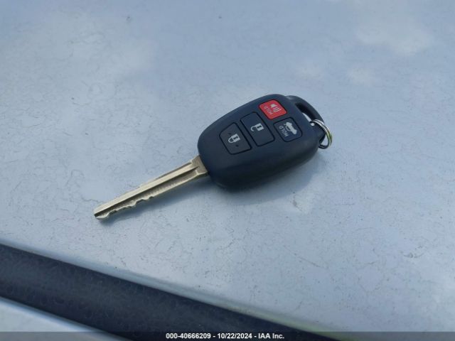 5YFBURHE5GP382799 Toyota COROLLA LE
