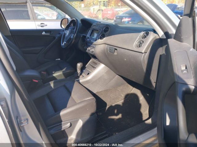 WVGAV7AX5GW502631 Volkswagen TIGUAN S