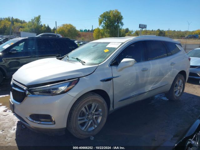 5GAERBKWXJJ125772 Buick Enclave Essence