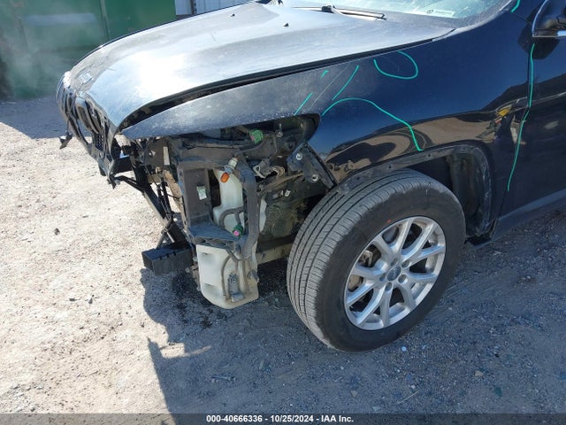 1C4PJMCS9GW285644 Jeep Cherokee Latitude