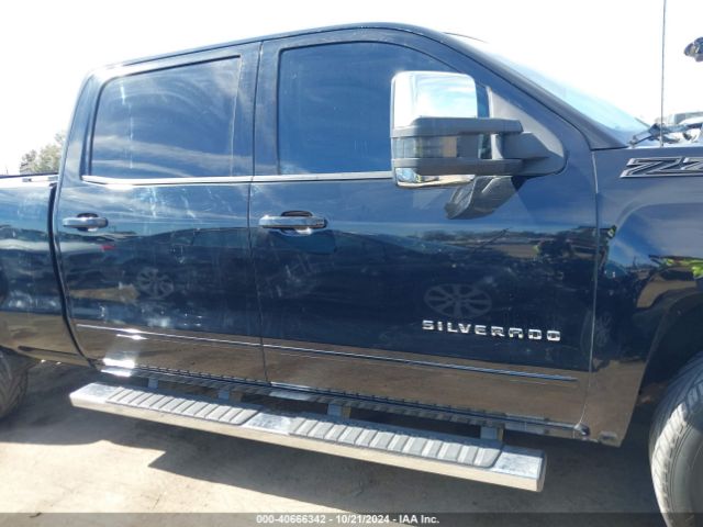 3GCUKREC9JG226490 Chevrolet Silverado 1500 2lt