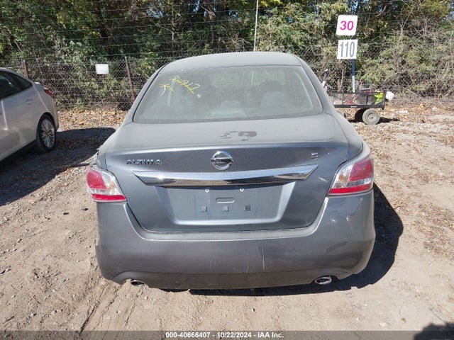 Nissan Altima 2.5 S 2015 1N4AL3AP1FN304917 Image 16