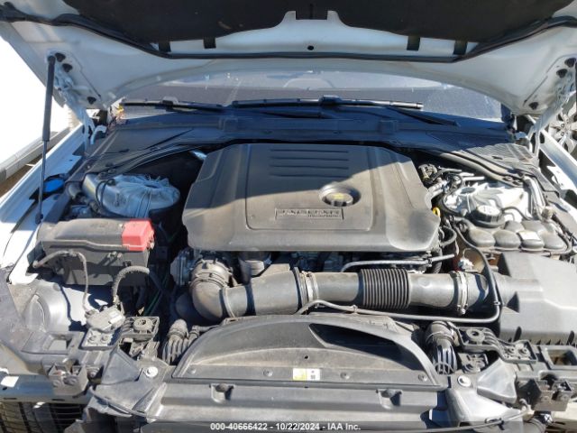 2017 JAGUAR XF SAJBD4BN7HCY32234 Photo 9