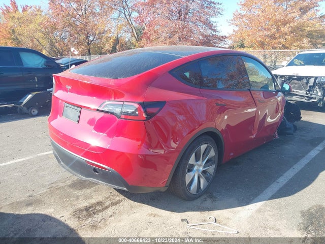 2023 TESLA MODEL Y 7SAYGDEE2PF758513 Photo 3