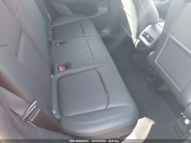 2023 TESLA MODEL Y 7SAYGDEE2PF758513 Photo 7