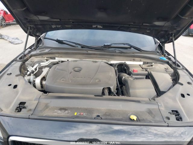 LVY982MK5JP015991 Volvo S90 T5 Momentum