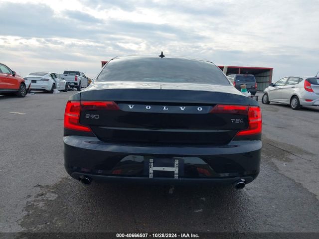 LVY982MK5JP015991 Volvo S90 T5 Momentum