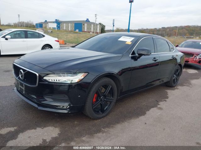 LVY982MK5JP015991 Volvo S90 T5 Momentum